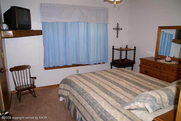 6808 Old Kent Road Amarillo, TX 79109 - Photo 12 of 24 Bedroom