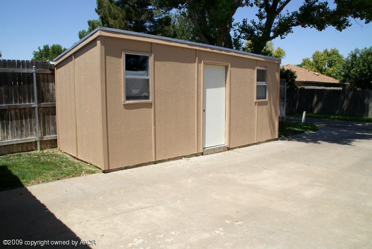 6808 Old Kent Road Amarillo, TX 79109 - Photo 23 of 24 Storage Building