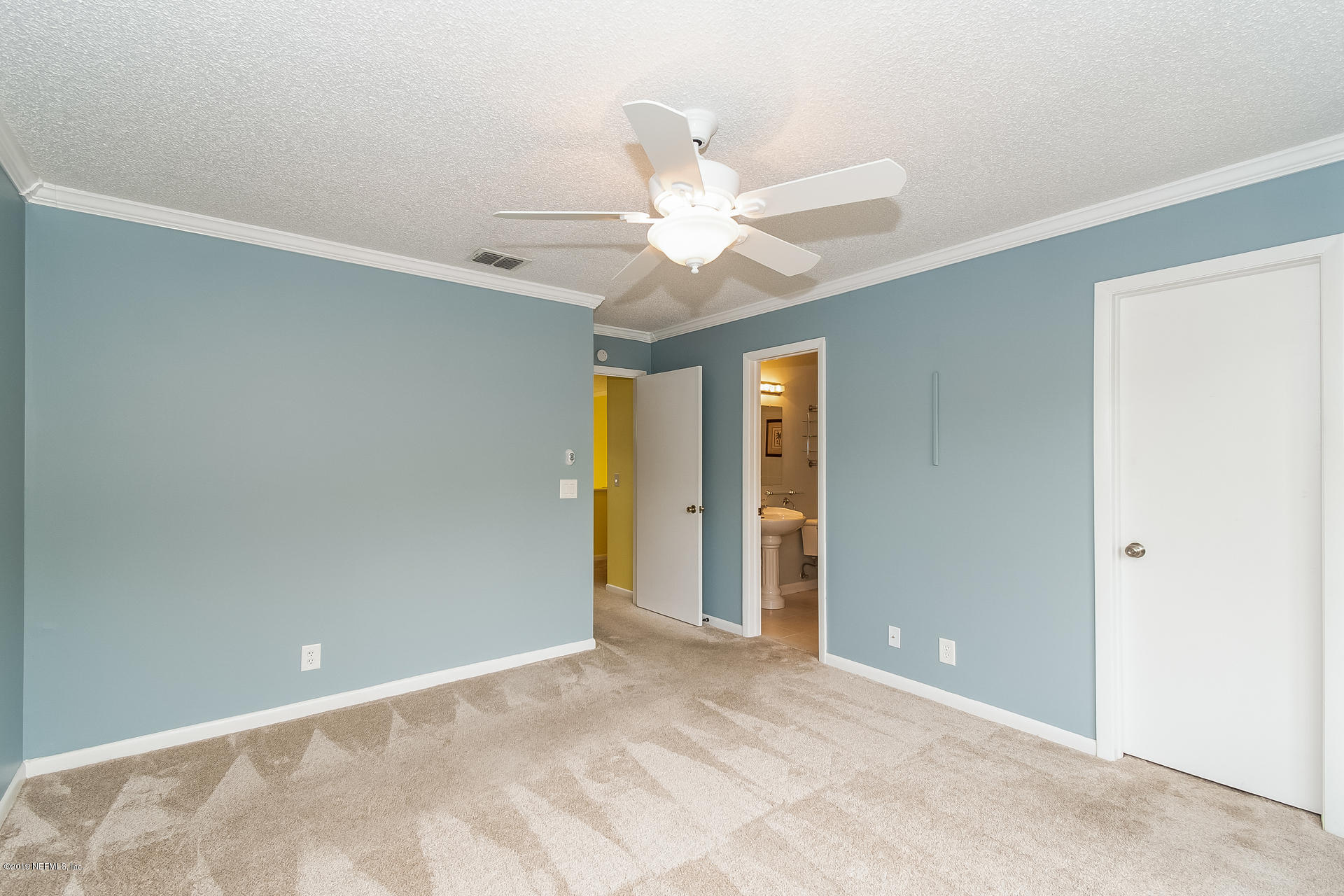 5478 Stanford Road Jacksonville, FL 32207 - Photo 15 of 26 a view of an empty room