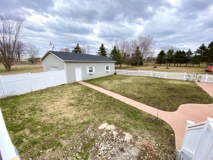 6630 Lansing Road Durand, MI 48429 - Photo 31 of 45