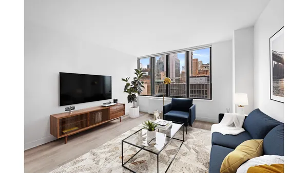 $1,100,000 | 445 5th Avenue, Unit 15A | Midtown South