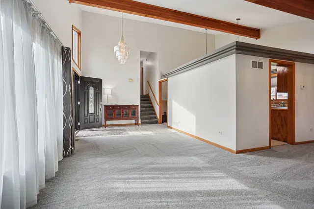 $335,000 | 701 Wayne Drive, Crete, IL 60417