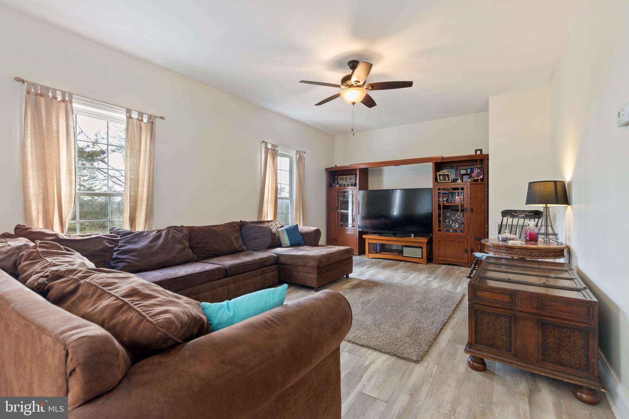 3336 Hunting Ridge Road Winchester, VA 22603 - Photo 4 of 48