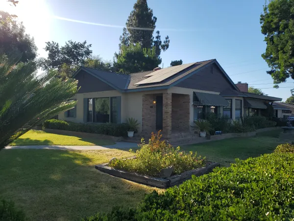 $475,000 | 202 West Terrace Drive, Hanford, CA 93230