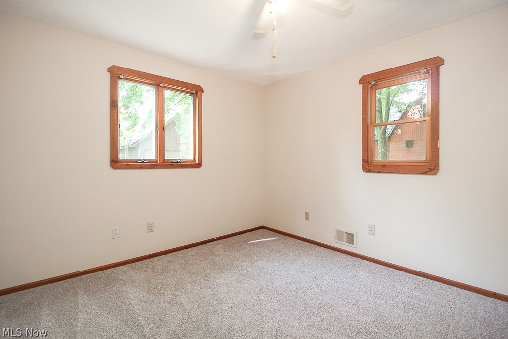 34580 Chestnut Ridge Road North Ridgeville, OH 44039 - Photo 32 of 35