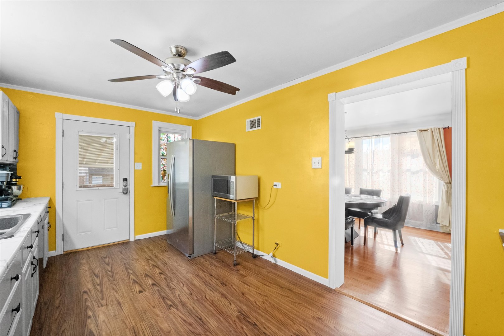 2301 North Rutherford Avenue Chicago, IL 60707 - Photo 8 of 30 Gallery Image 8