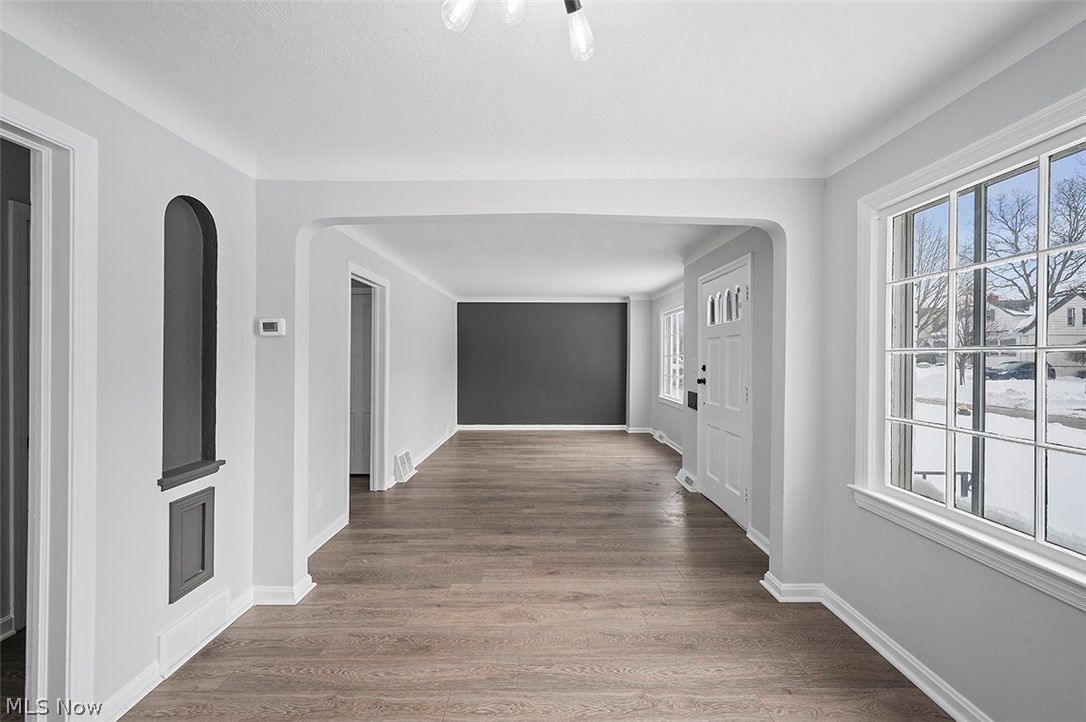 4153 Ellison Road South Euclid, OH 44121 - Photo 4 of 24 Gallery Image 4