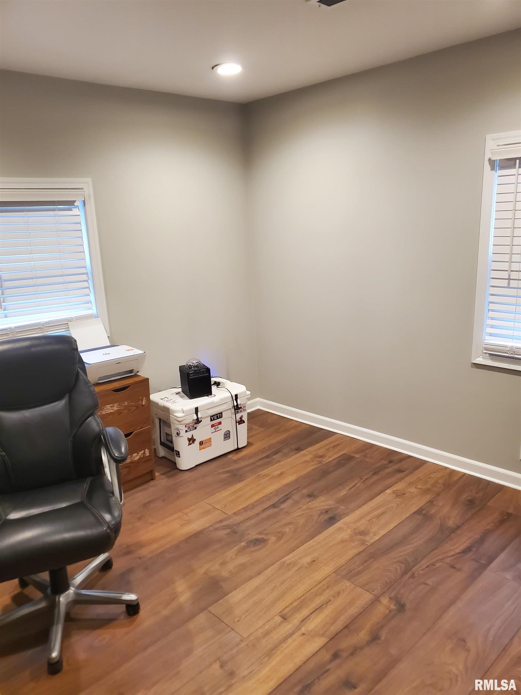308 East Apple Orchard Road Springfield, IL 62703 - Photo 16 of 21 Gallery Image 16