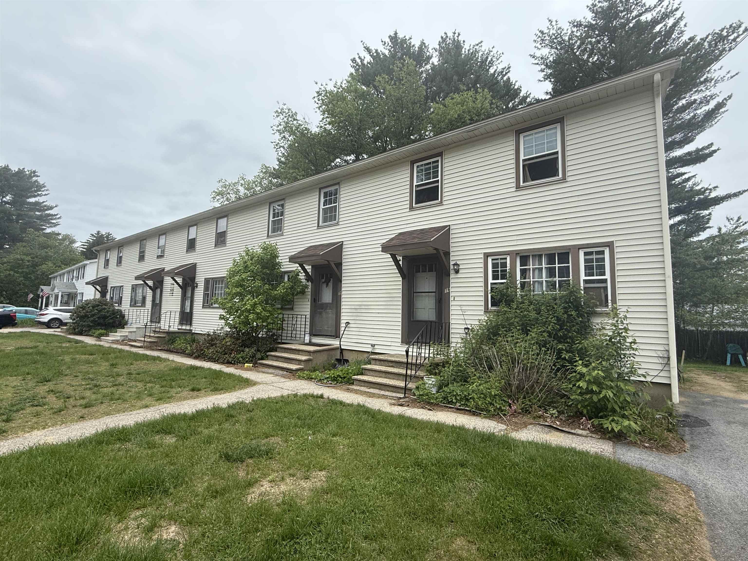16 Townhouse Road Allenstown, NH 03275 - Photo 1 of 15 Gallery Image 1