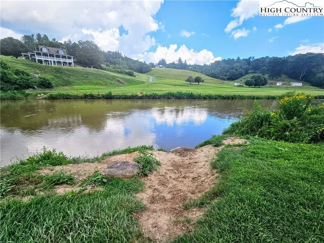 $558,300 | 310 Autumn Run Road, West Jefferson, NC 28694