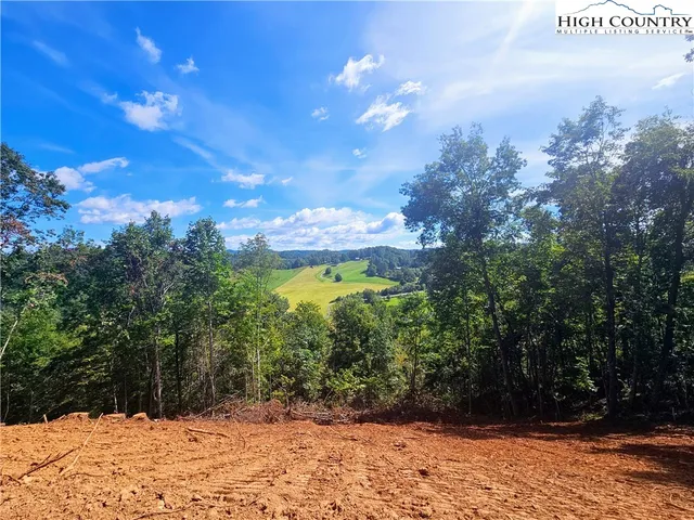 $558,300 | 310 Autumn Run Road, West Jefferson, NC 28694