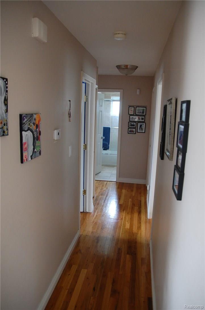 2937 Rhodes Drive Troy, MI 48083 - Photo 7 of 17 DSC_1146.JPG