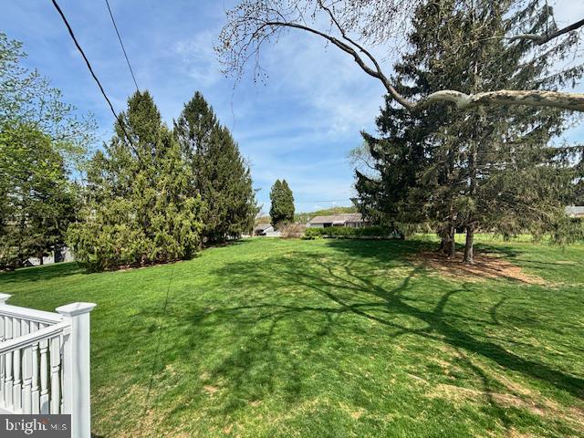 7 Heatherland Road Middletown, PA 17057 - Photo 4 of 29 Spacious green oasis under blue skies.