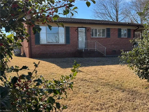 $199,000 | 601 Meadowbrook Drive, King, NC 27021