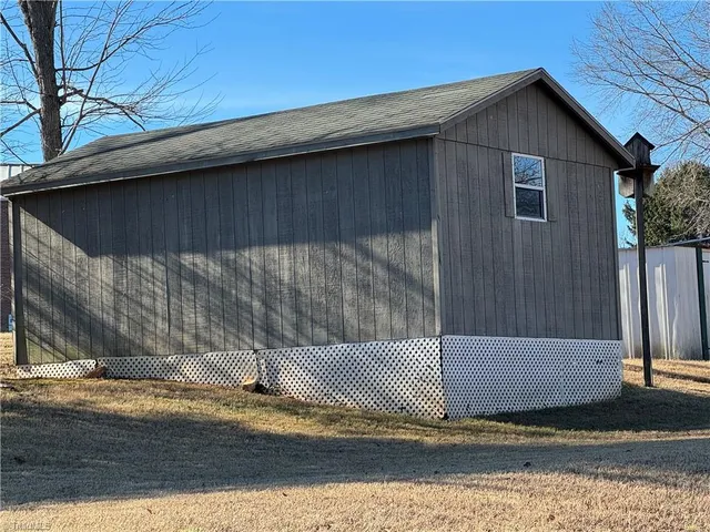 $199,900 | 601 Meadowbrook Drive, King, NC 27021