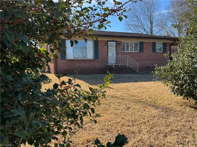 $199,900 | 601 Meadowbrook Drive, King, NC 27021