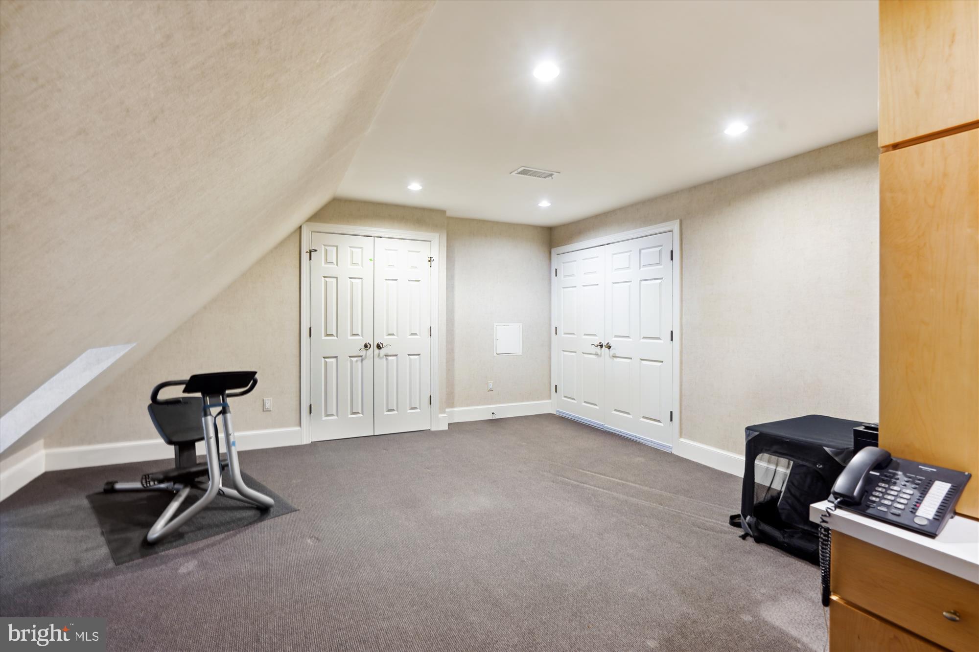 5008 Baltan Road Bethesda, MD 20816 - Photo 55 of 76 4th Lvl - Loft