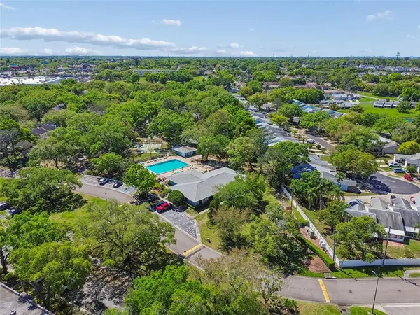 $210,000 | 3300 Fox Chase Circle, Unit 202, Palm Harbor, FL 34683