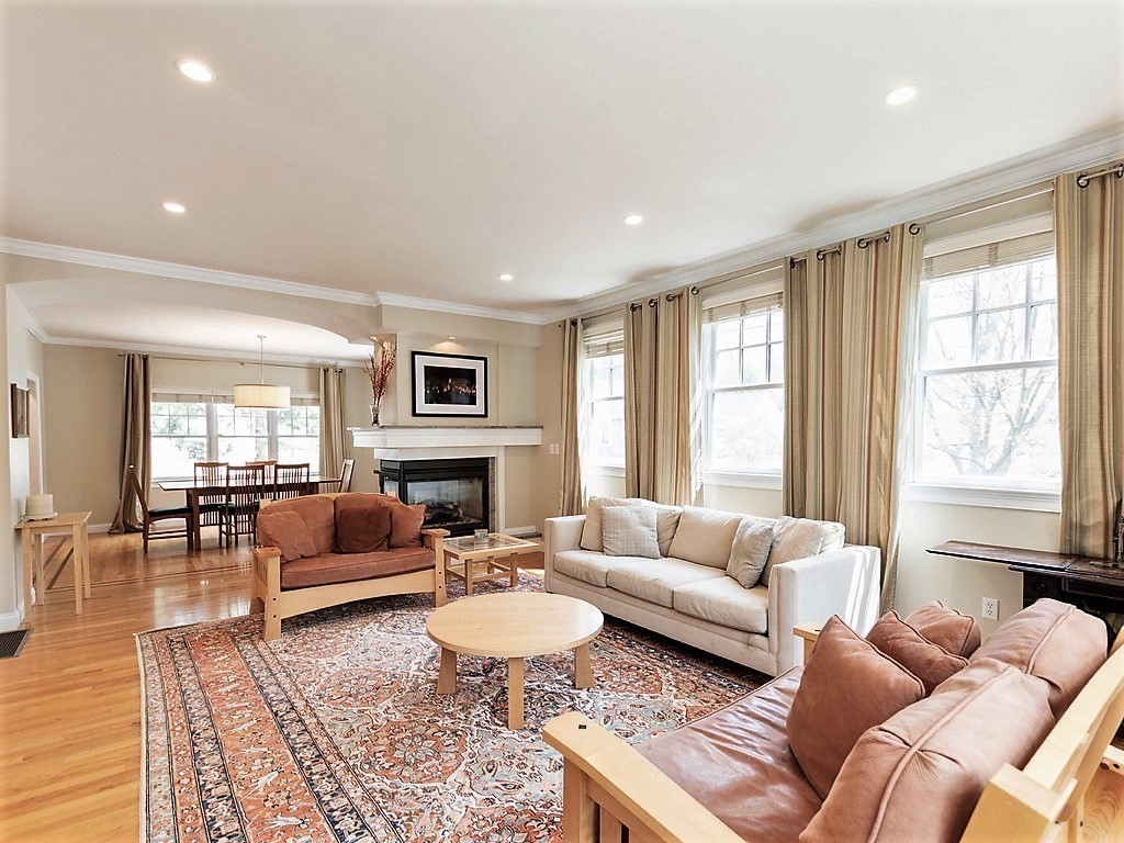 45 West Pine Street Newton, MA 02466 - Photo 2 of 42