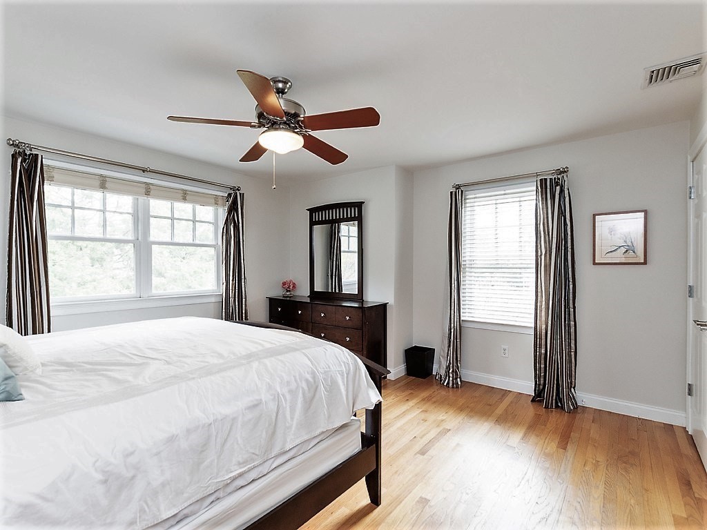 45 West Pine Street Newton, MA 02466 - Photo 30 of 42