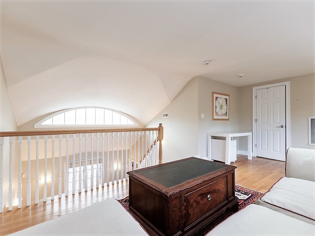 45 West Pine Street Newton, MA 02466 - Photo 34 of 42