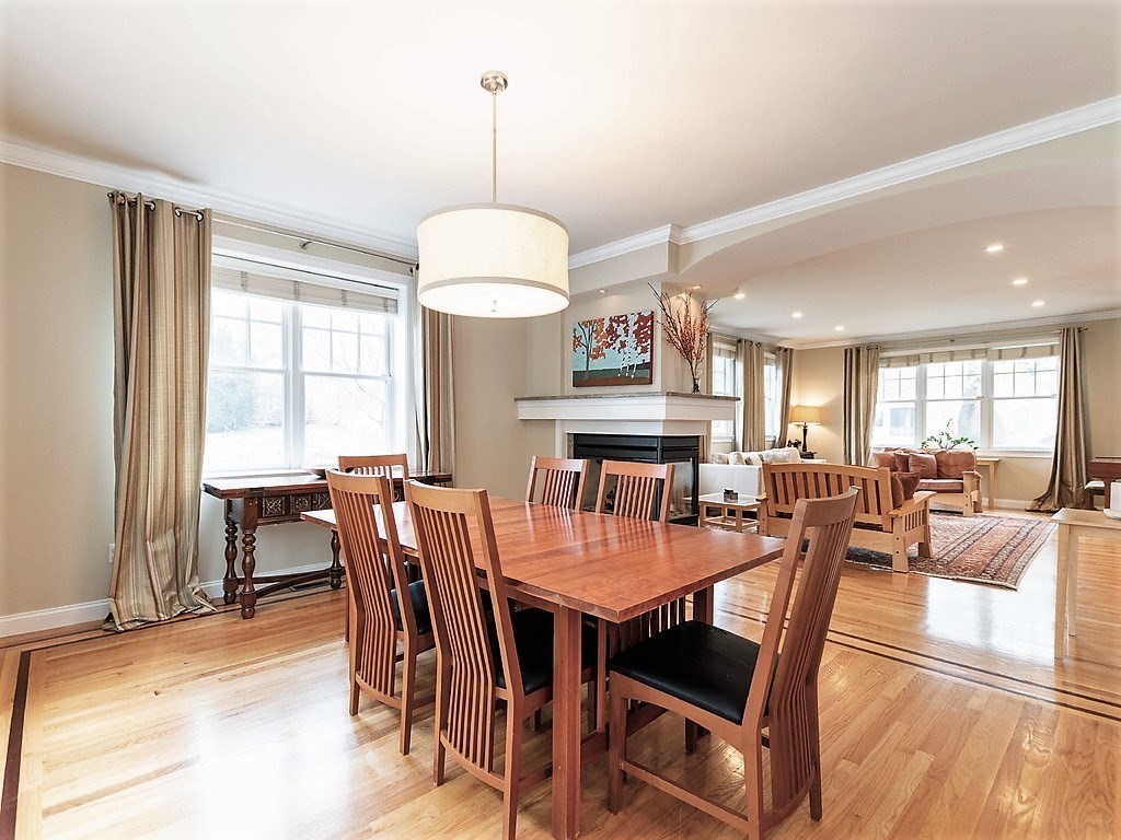 45 West Pine Street Newton, MA 02466 - Photo 5 of 42