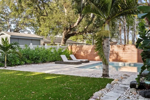 $1,200,000 | 710 South Davis Boulevard, Tampa, FL 33606