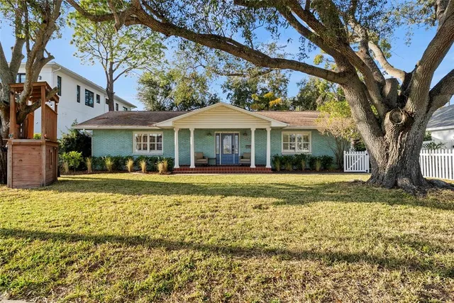 $1,200,000 | 710 South Davis Boulevard, Tampa, FL 33606