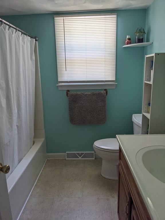 84 England Road North Attleboro, MA 02760 - Photo 22 of 23 Gallery Image 22