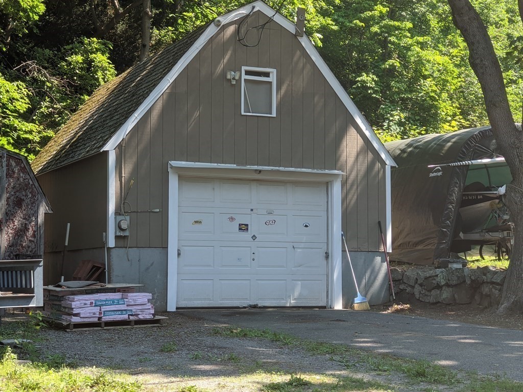 84 England Road North Attleboro, MA 02760 - Photo 7 of 23 Gallery Image 7