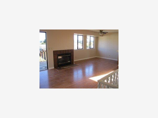 28 Overpass Road Watsonville, CA 95076 - Photo 4 of 9 Gallery Image 4