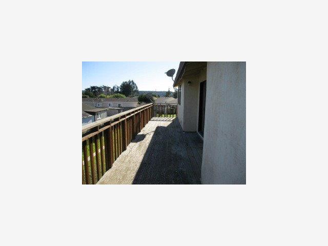 28 Overpass Road Watsonville, CA 95076 - Photo 7 of 9 Gallery Image 7