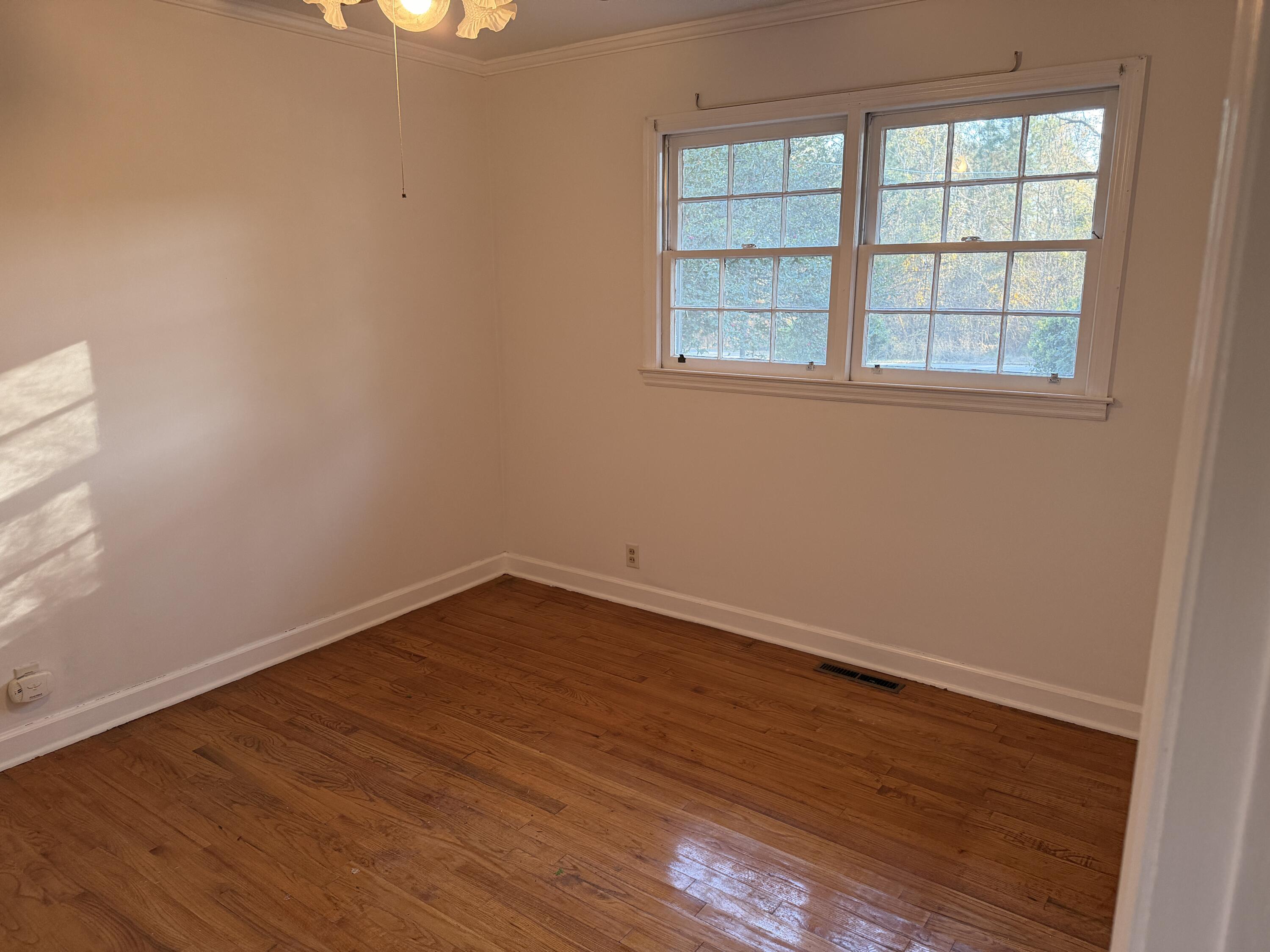 1103 Jeter Street Edgefield, SC 29824 - Photo 9 of 26