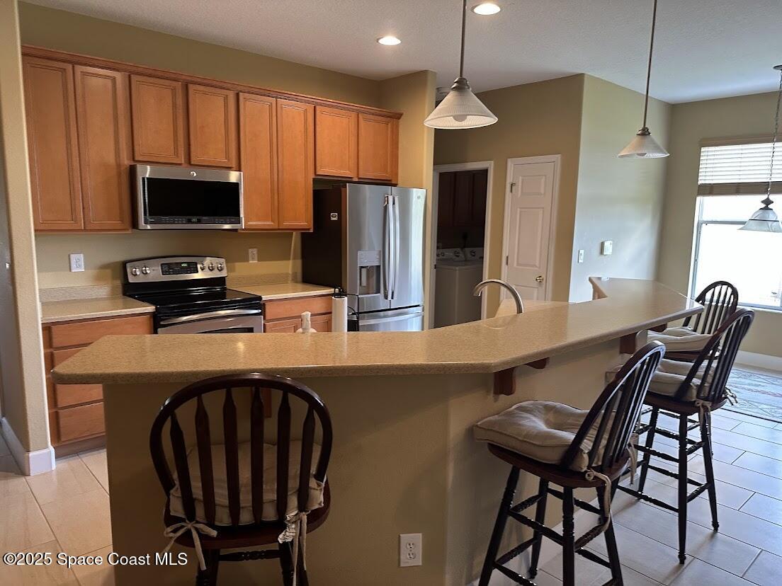 189 Wading Bird Circle Southwest Palm Bay, FL 32908 - Photo 2 of 23 Kitchen