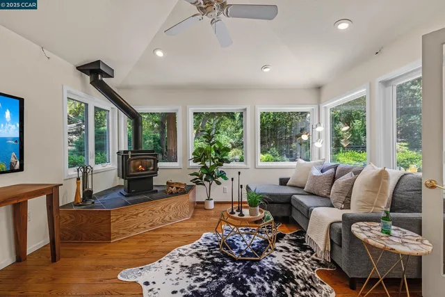 $1,950,000 | 345 Shire Oaks Court, Lafayette, CA 94549