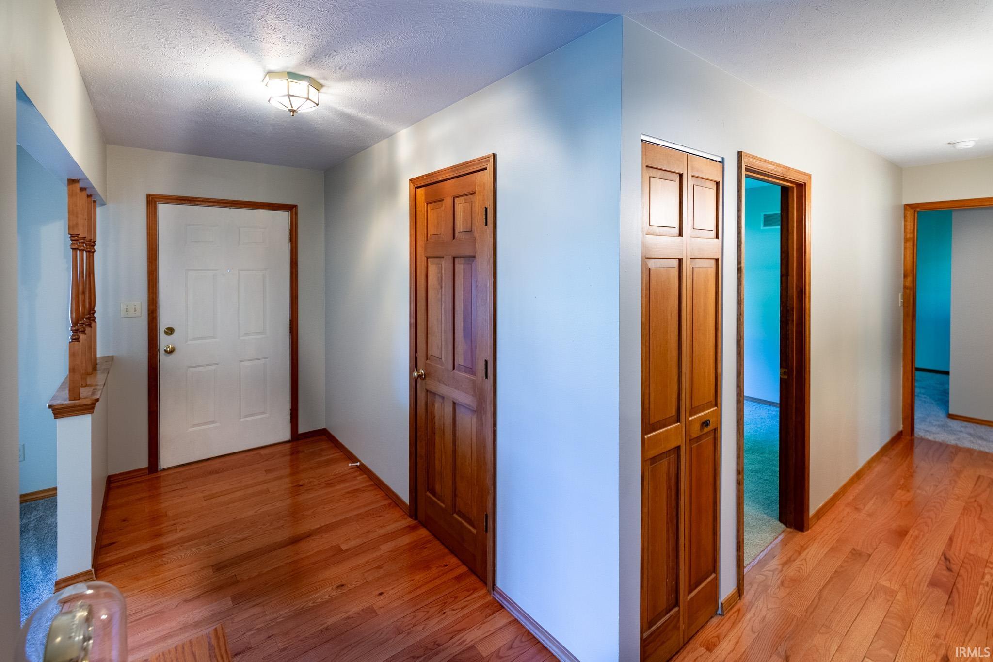 51366 Righter Lane South Bend, IN 46628 - Photo 5 of 36 Gallery Image 5