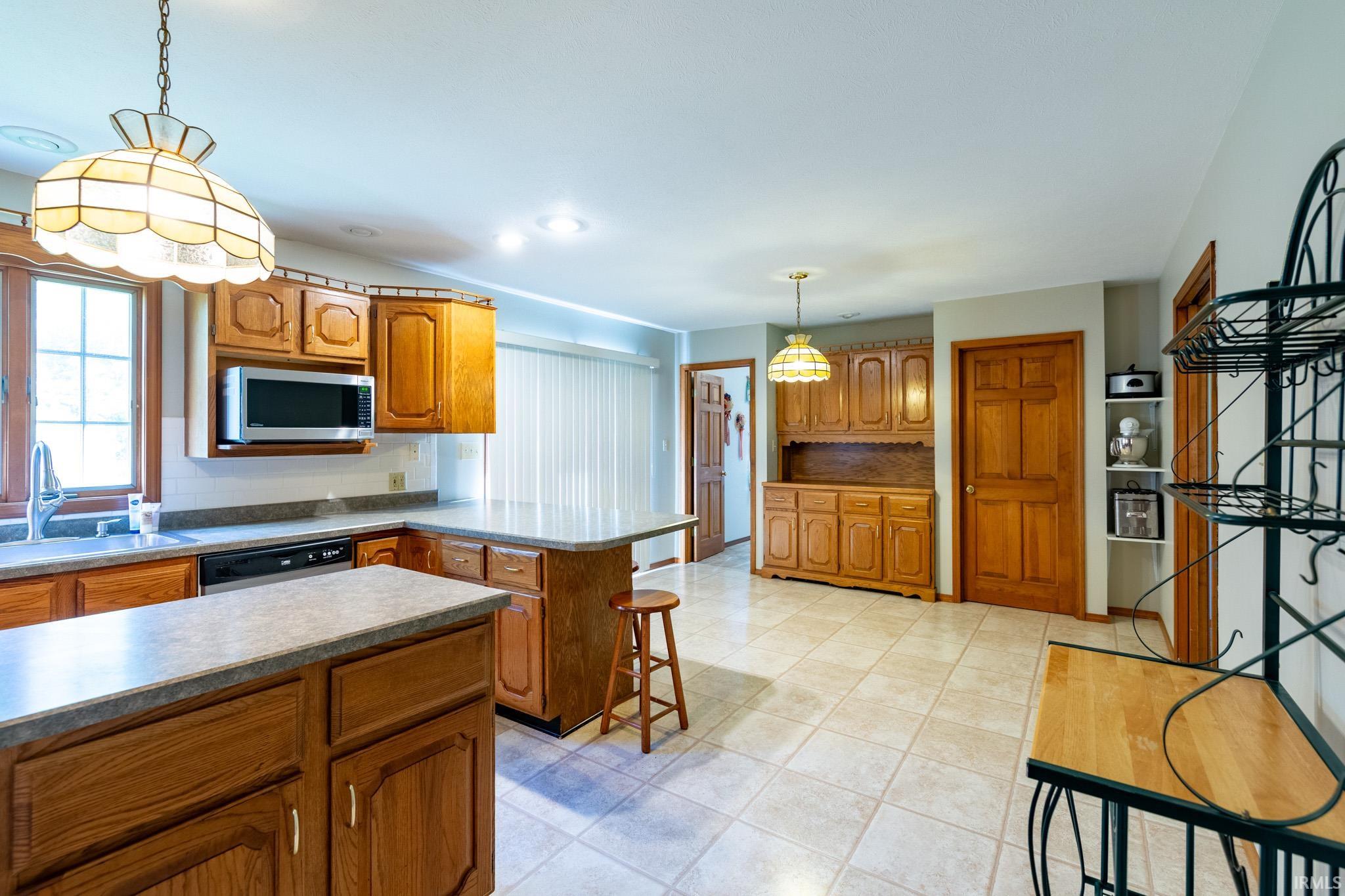 51366 Righter Lane South Bend, IN 46628 - Photo 10 of 36 Gallery Image 10