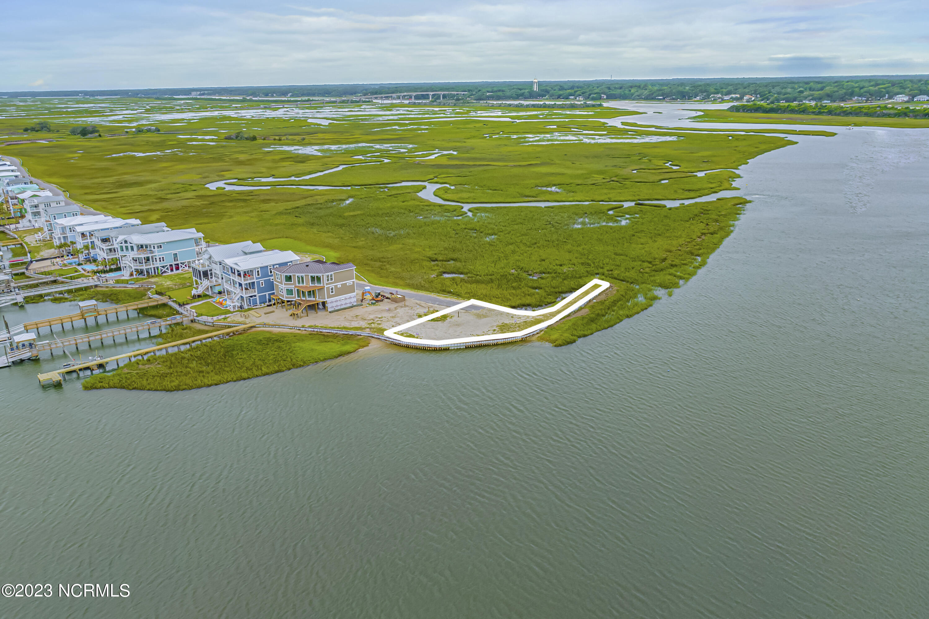 1534 Riverside Drive Sunset Beach, NC 28468 - Photo 9 of 39 94