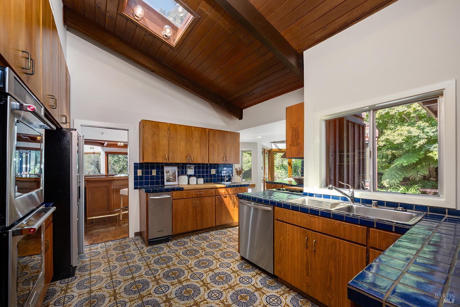 40 Blue Ridge Road Kentfield, CA 94904 - Photo 12 of 87 Gallery Image 12