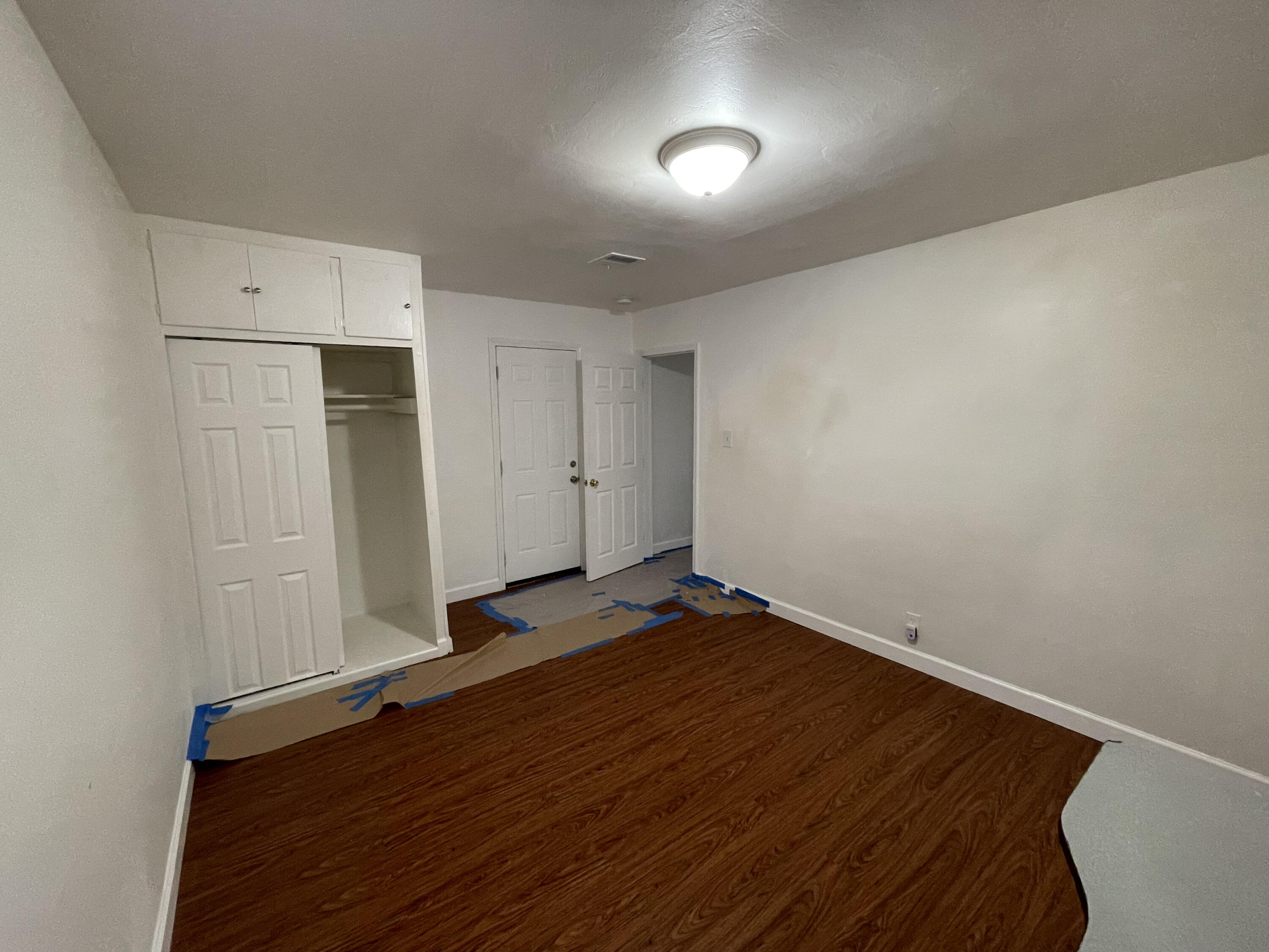908 Orange Street Riverside, CA 92501 - Photo 20 of 34 IMG_4876 conv