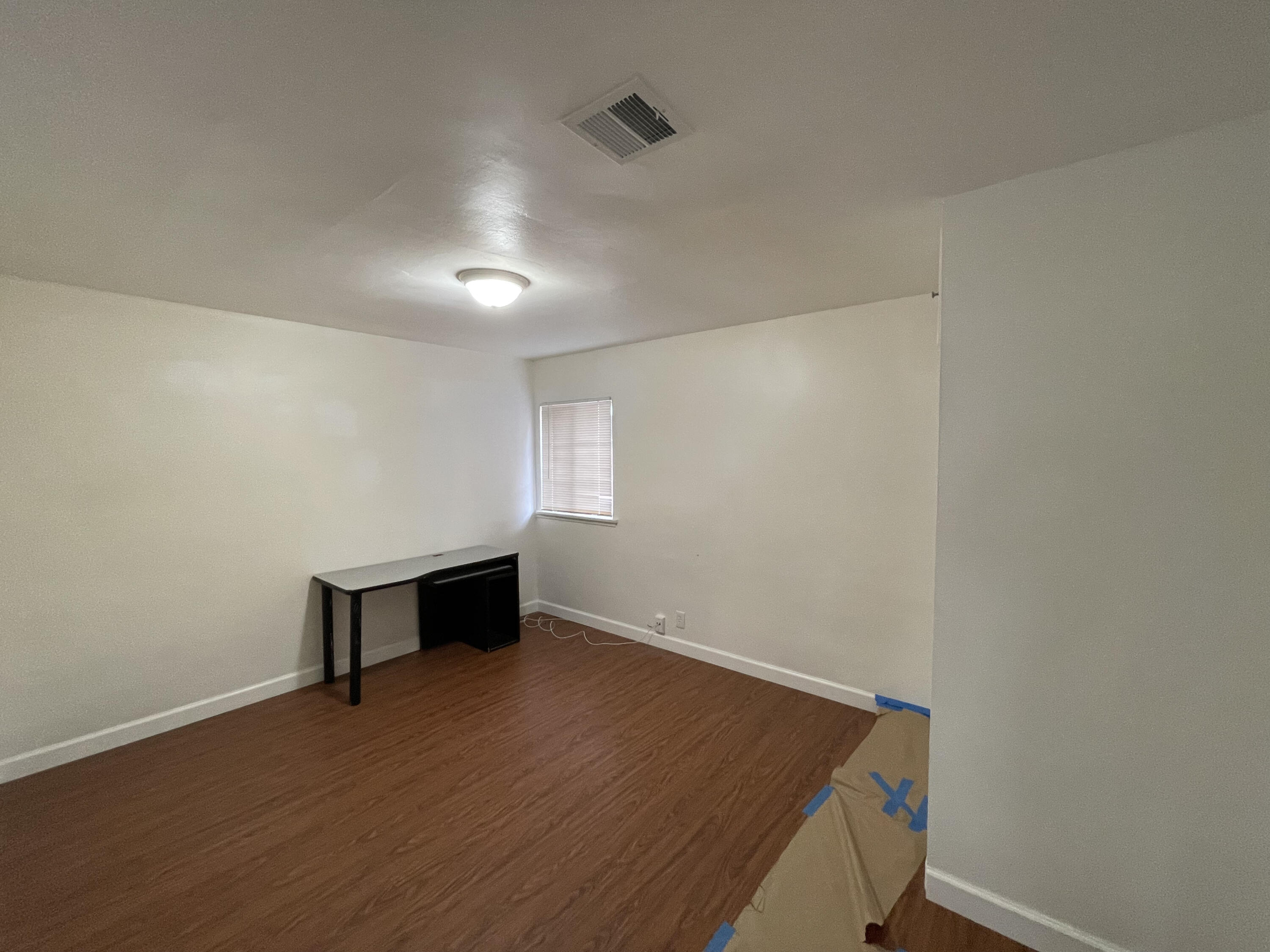 908 Orange Street Riverside, CA 92501 - Photo 21 of 34 IMG_4875 conv