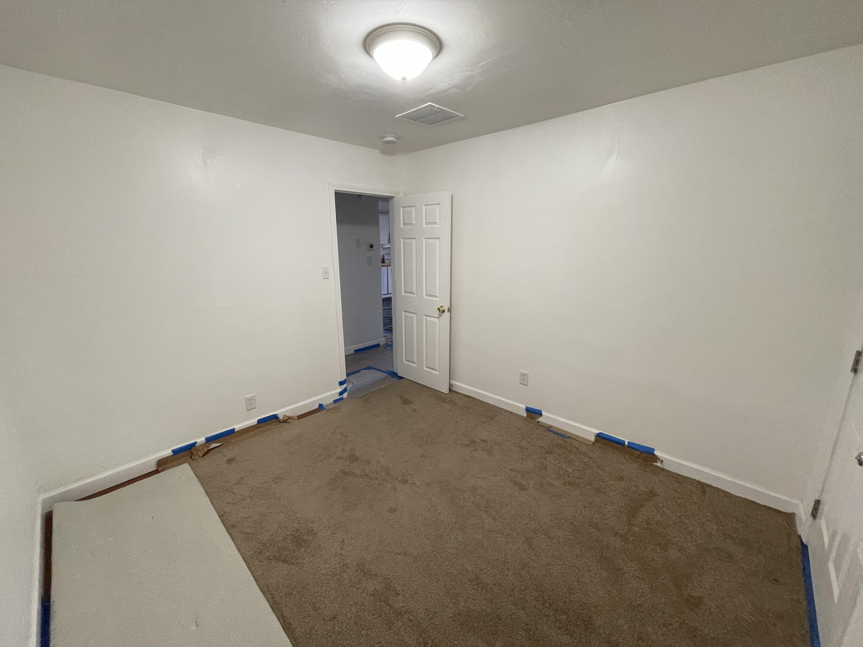 908 Orange Street Riverside, CA 92501 - Photo 23 of 34 IMG_4872 conv