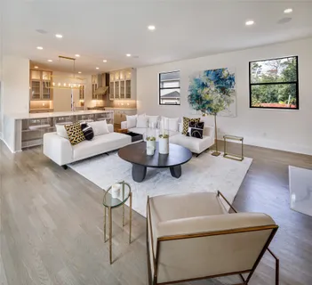 $4,400,000 | 10663 Memorial Drive, Houston, TX 77024