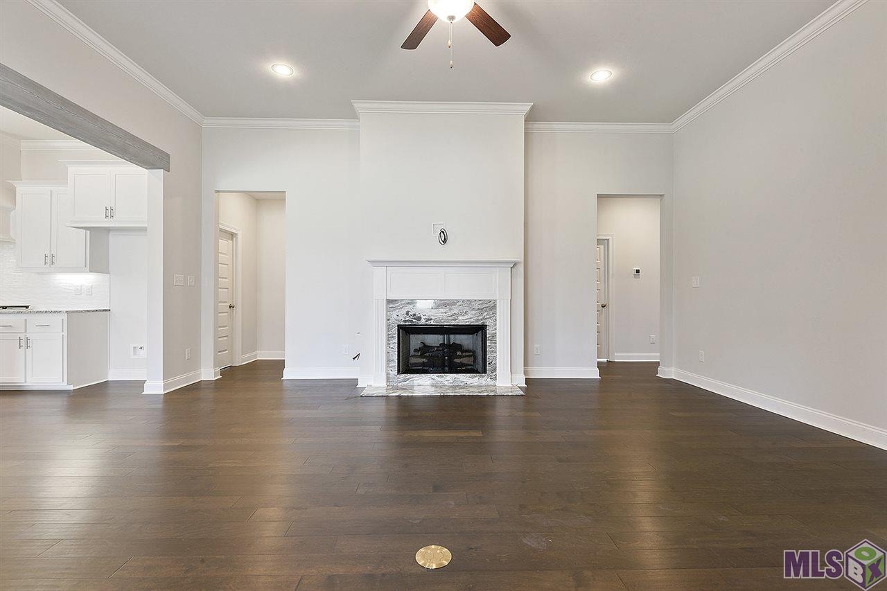 30576 Tupelo Pond Springfield, LA 70462 - Photo 3 of 12 Gallery Image 3