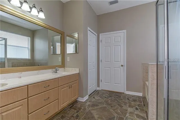 $2,000 | 4732 Red Pine Way, Wesley Chapel, FL 33545