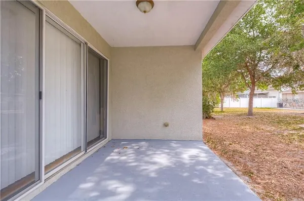 $2,000 | 4732 Red Pine Way, Wesley Chapel, FL 33545