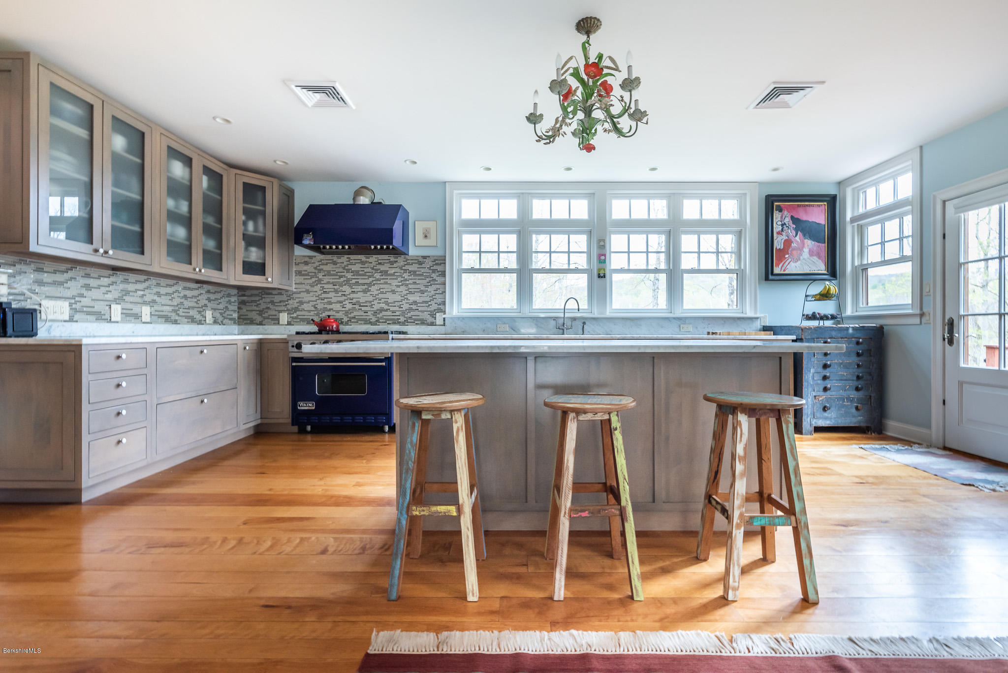 139 Lime Kiln Road Lenox, MA 01240 - Photo 18 of 55 Kitchen Island Windows