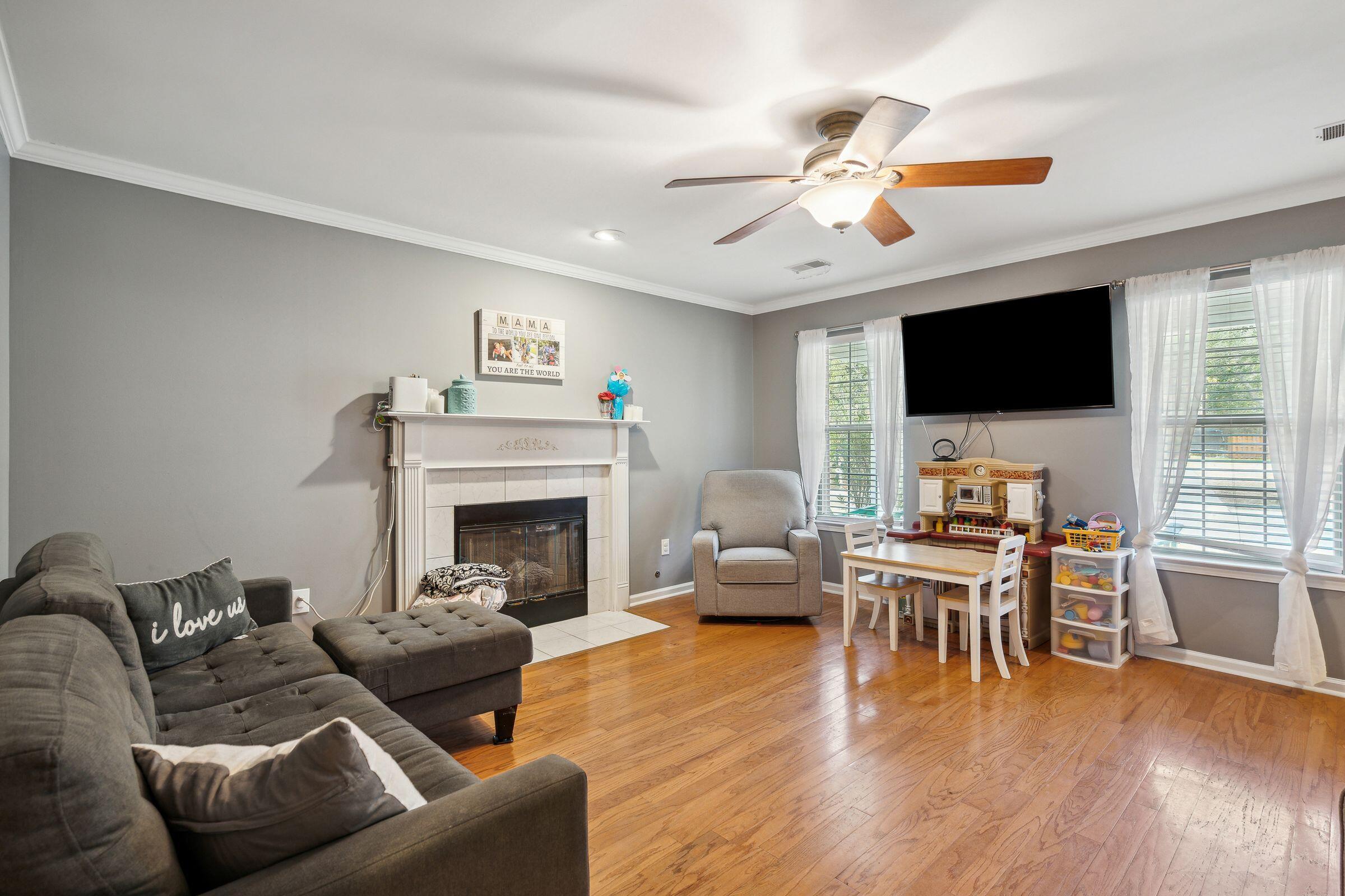 3117 Queensgate Way Mount Pleasant, SC 29466 - Photo 3 of 23 3117 Queensgate Way