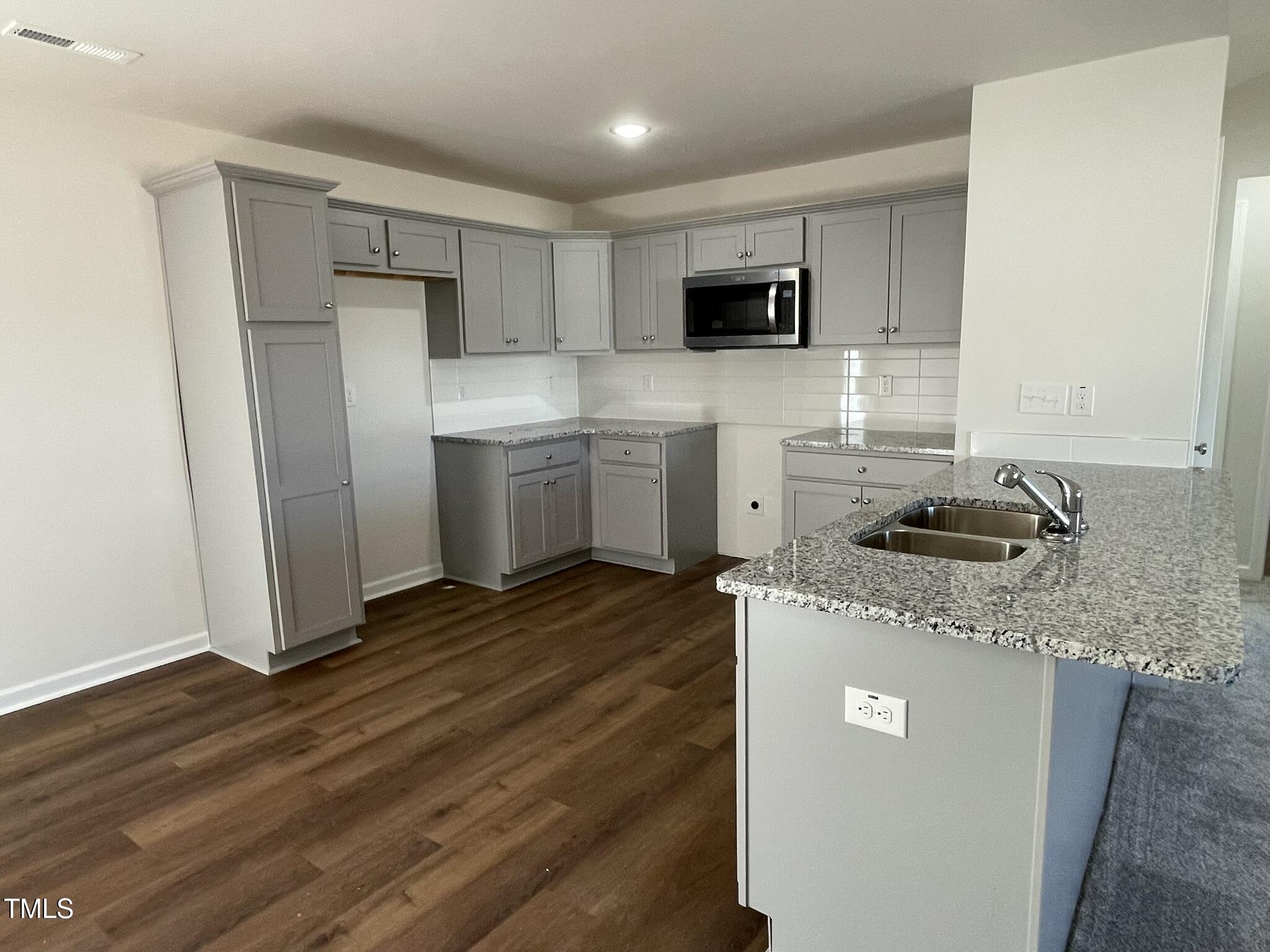 223 Magnolia Run Way Benson, NC 27504 - Photo 3 of 15 IMG_3443