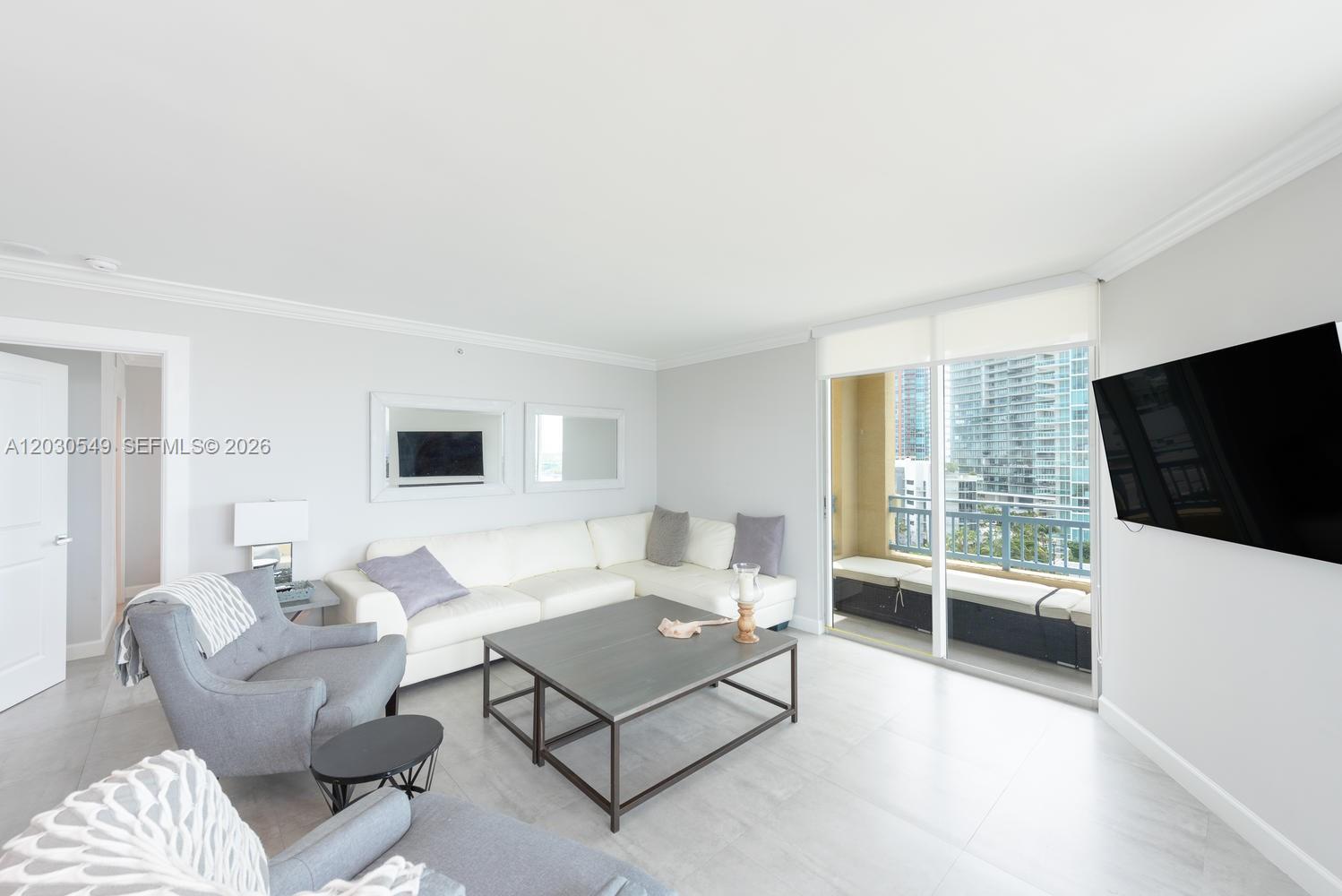 90 Alton Road, Unit 1102 Miami Beach, FL 33139 - Photo 9 of 27